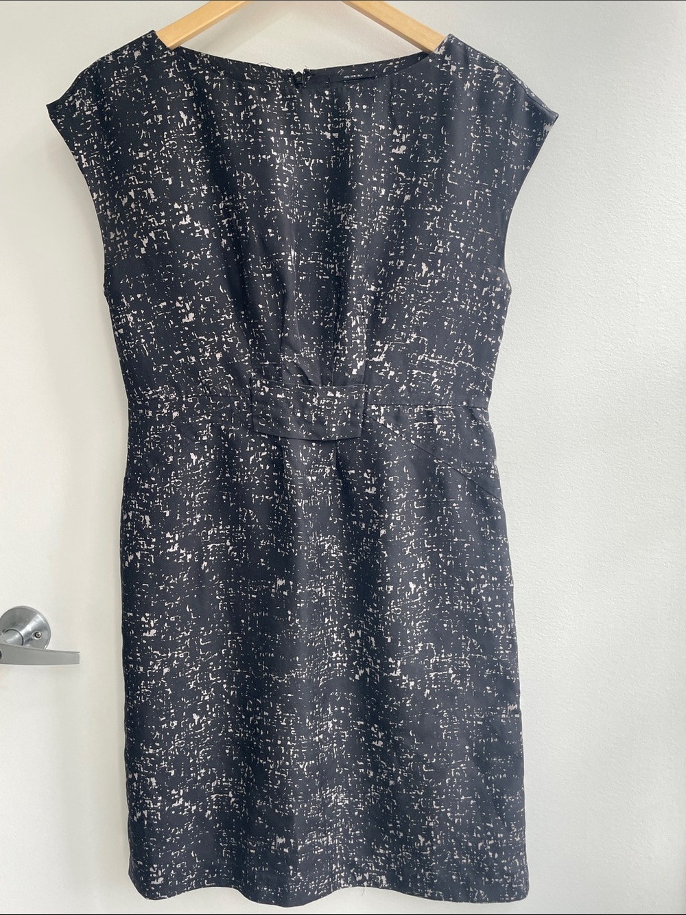 Jacob Black and White Printed 100% Silk Lined Dress Size 8